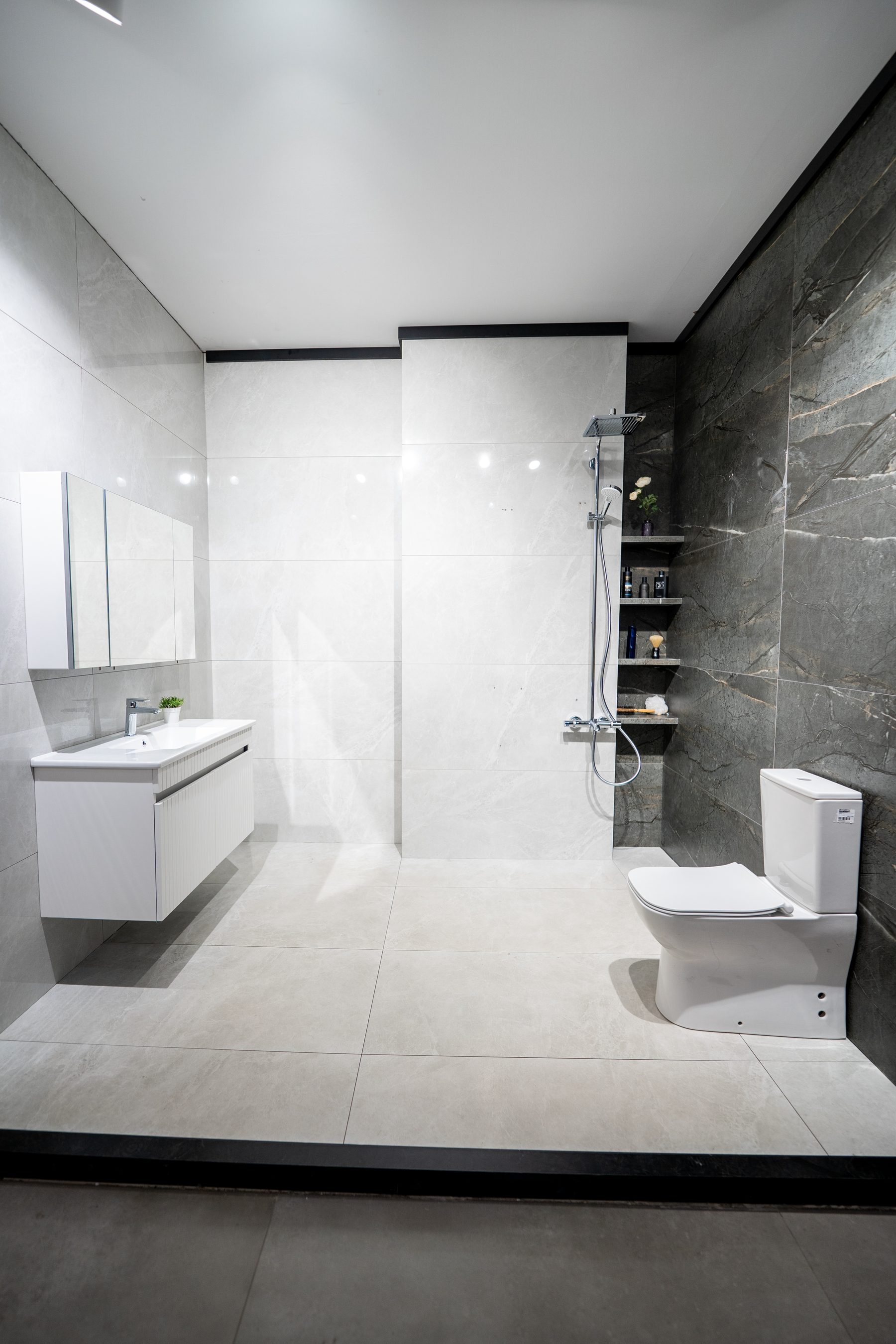 Banyo teşhiri